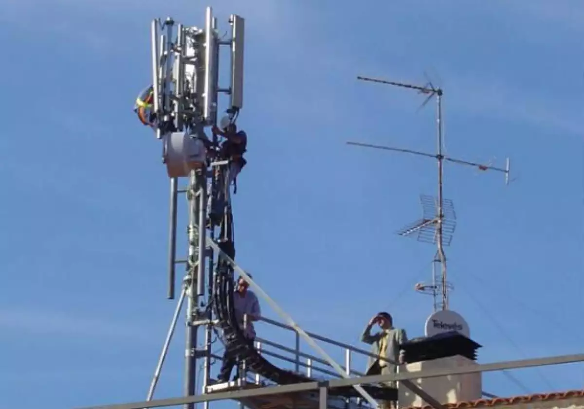 Antena telefon�a