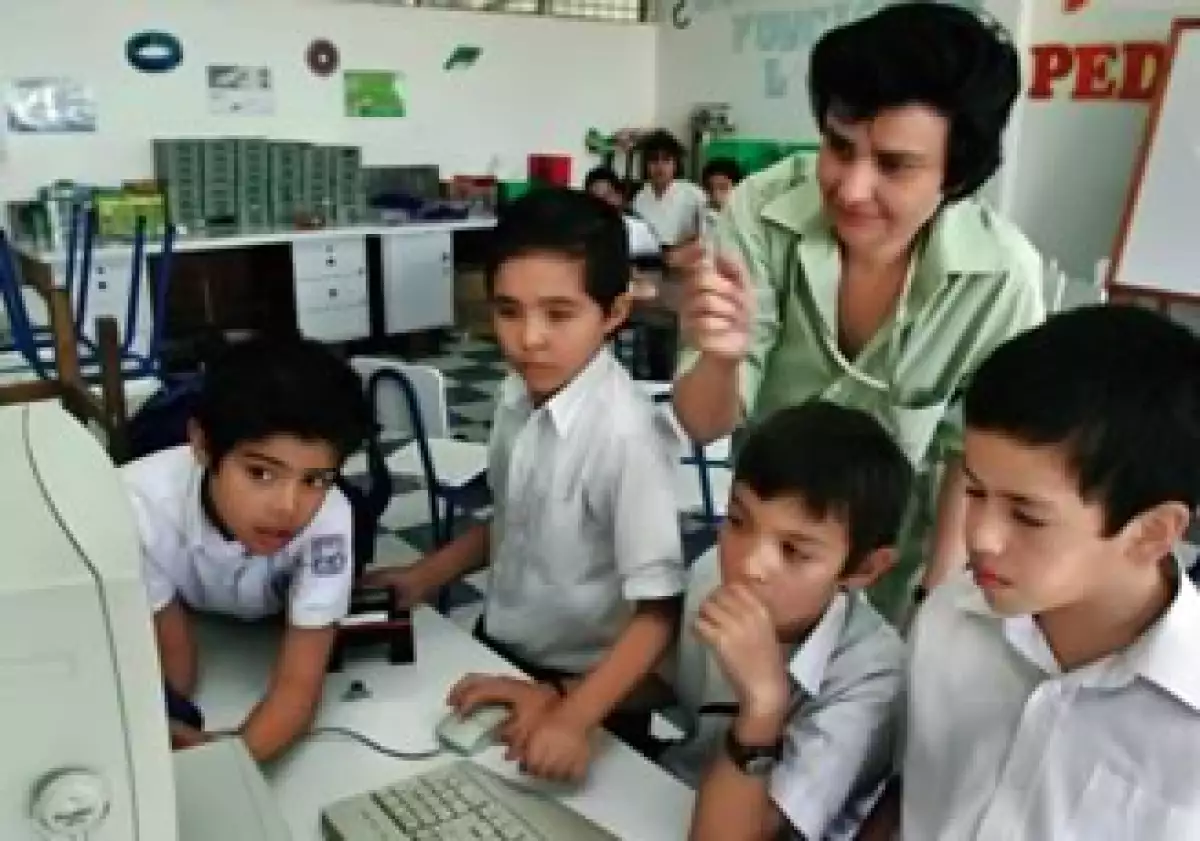 Costa Rica puso en marcha un plan educativo que permitirá que para 2017, todos sus alumnos sepan inglés. (Foto: AP Photo / Kent Gilbert)