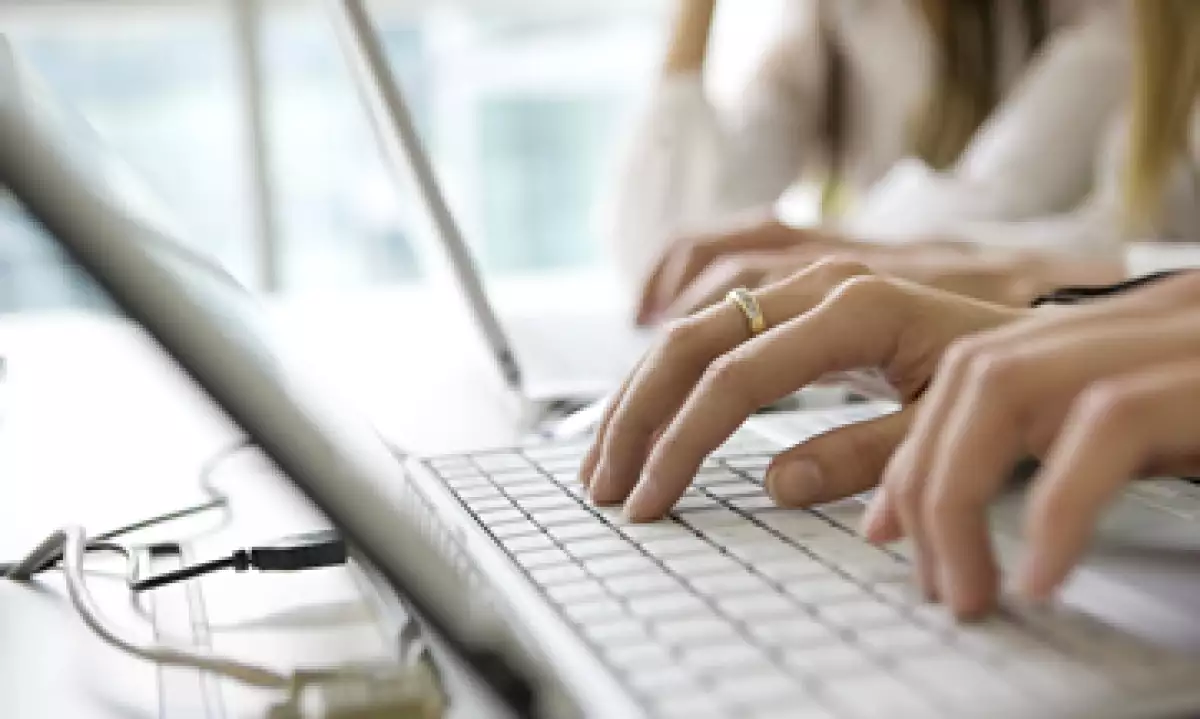 En 2013 Facebook llegó a unos 1,180 millones de usuarios globales. (Foto: Getty Images)