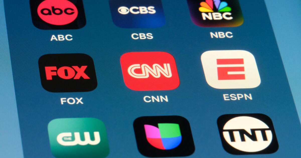 Bezos ve Ellison medyayı nasıl 'ele geçiriyor'