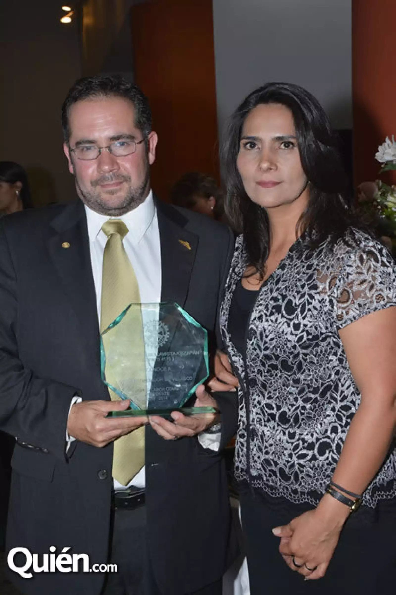 Vicente Salvador,Yunein Lama