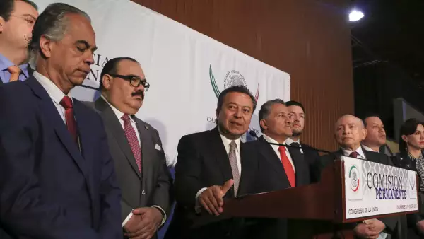 La bancada tricolor