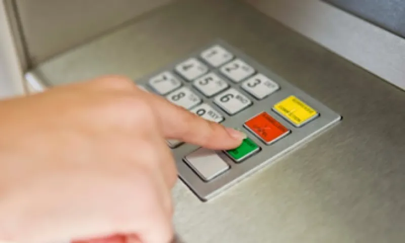 El plan de la Unión Europea planea dar nuevos poderes a los fiscalizadores para cobrar fianza o imponer pérdidas a los tenedores de bonos. (Foto: Thinkstock)