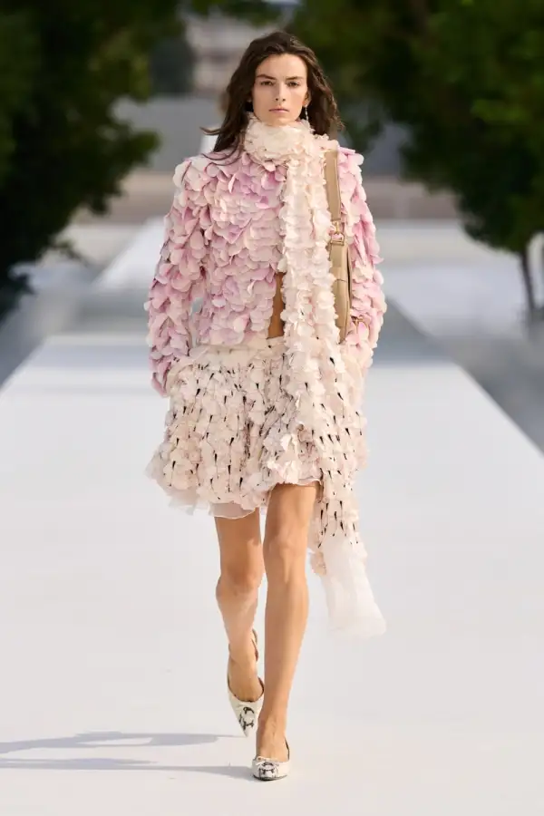 DIOR PFW.jpg