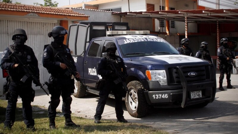 policias desmatelan banda de robacoches