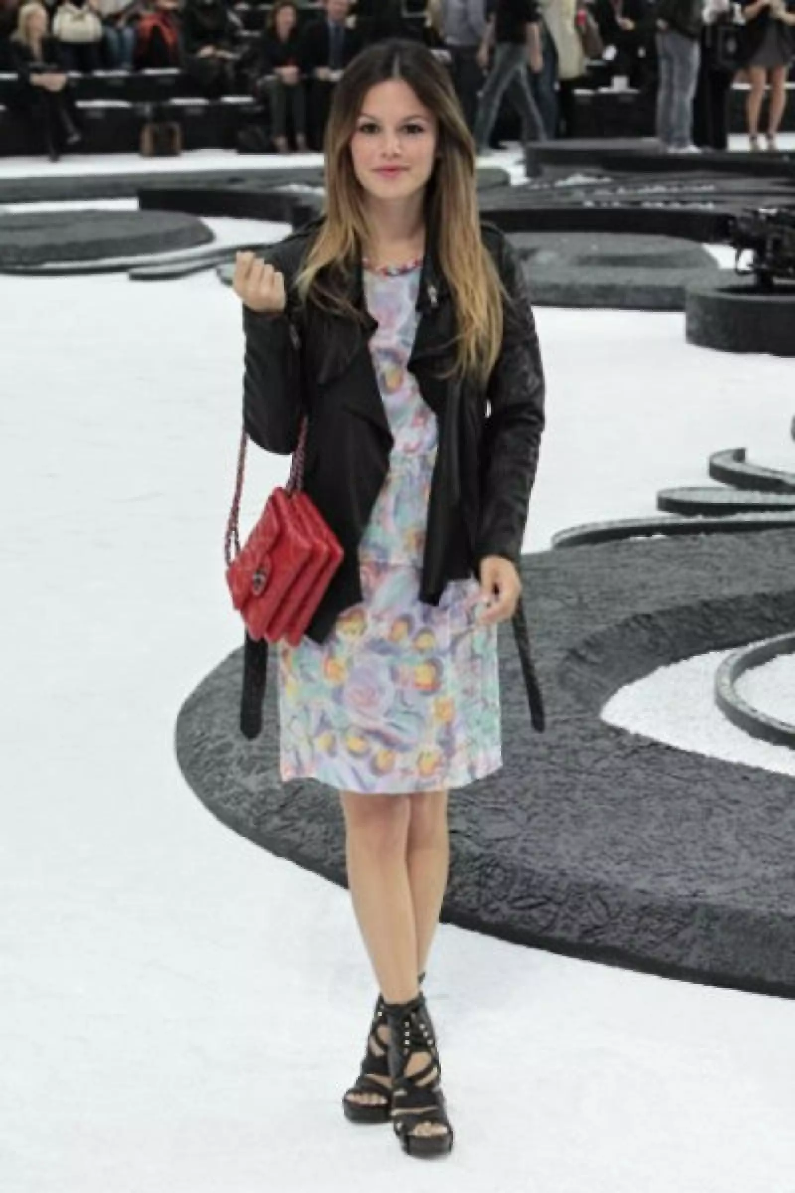 Rachel Bilson es una trendsetter por naturaleza, así que no es de sorprender que ella haya sido una de las primeras famosas en lucir este look.