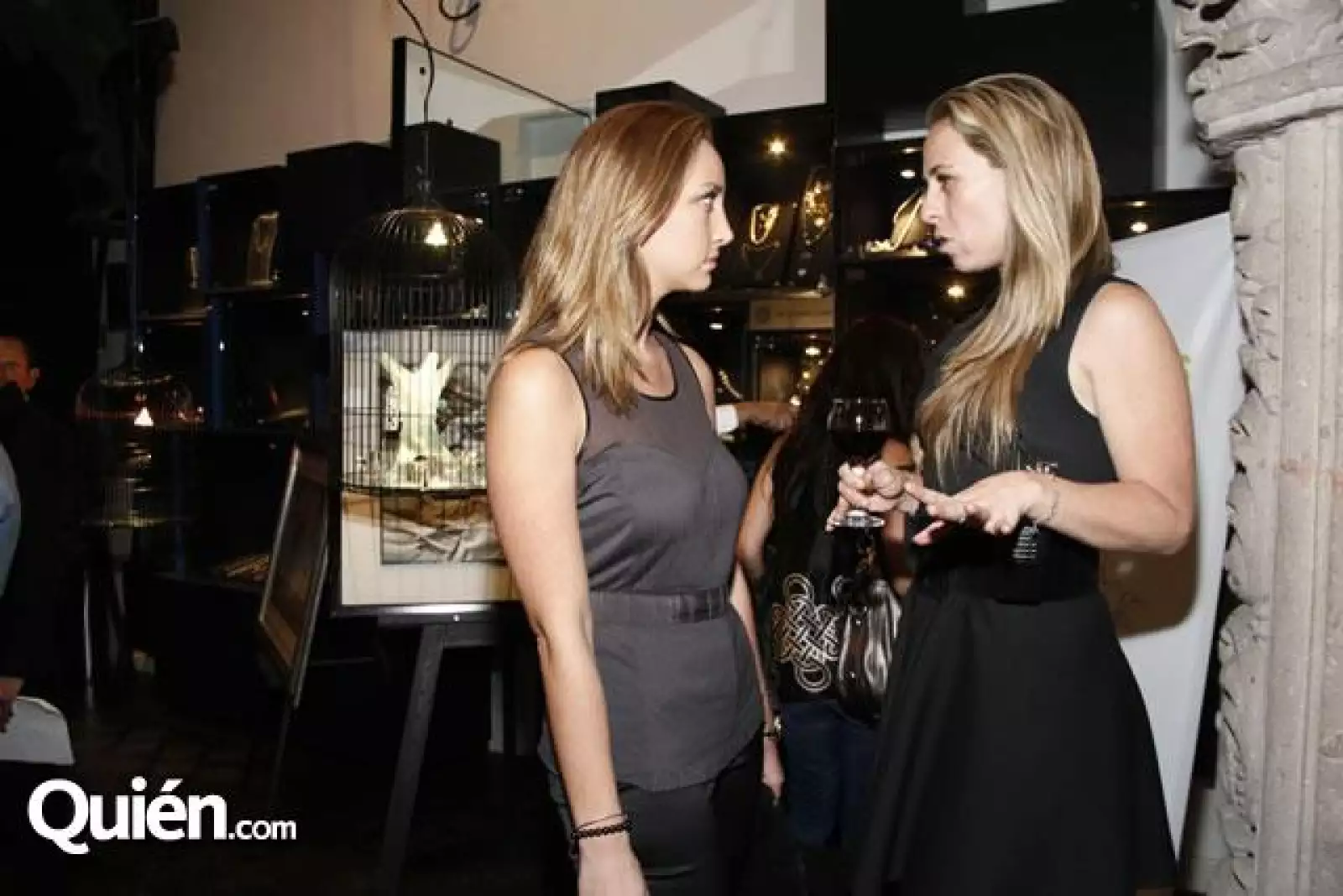 Ana Cecilia Penguelly y Luly Trueba