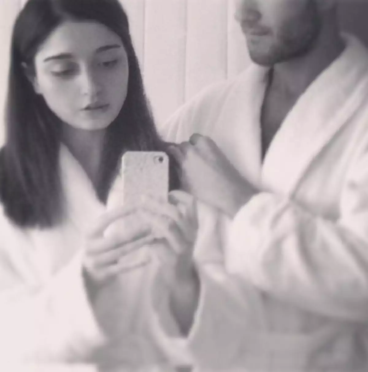 Y también encontró novio.