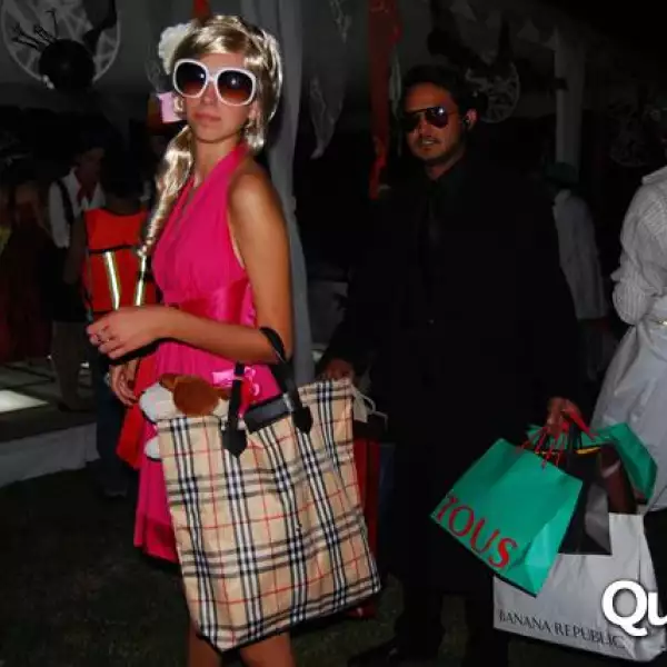 Fiesta de disfraces de parejas