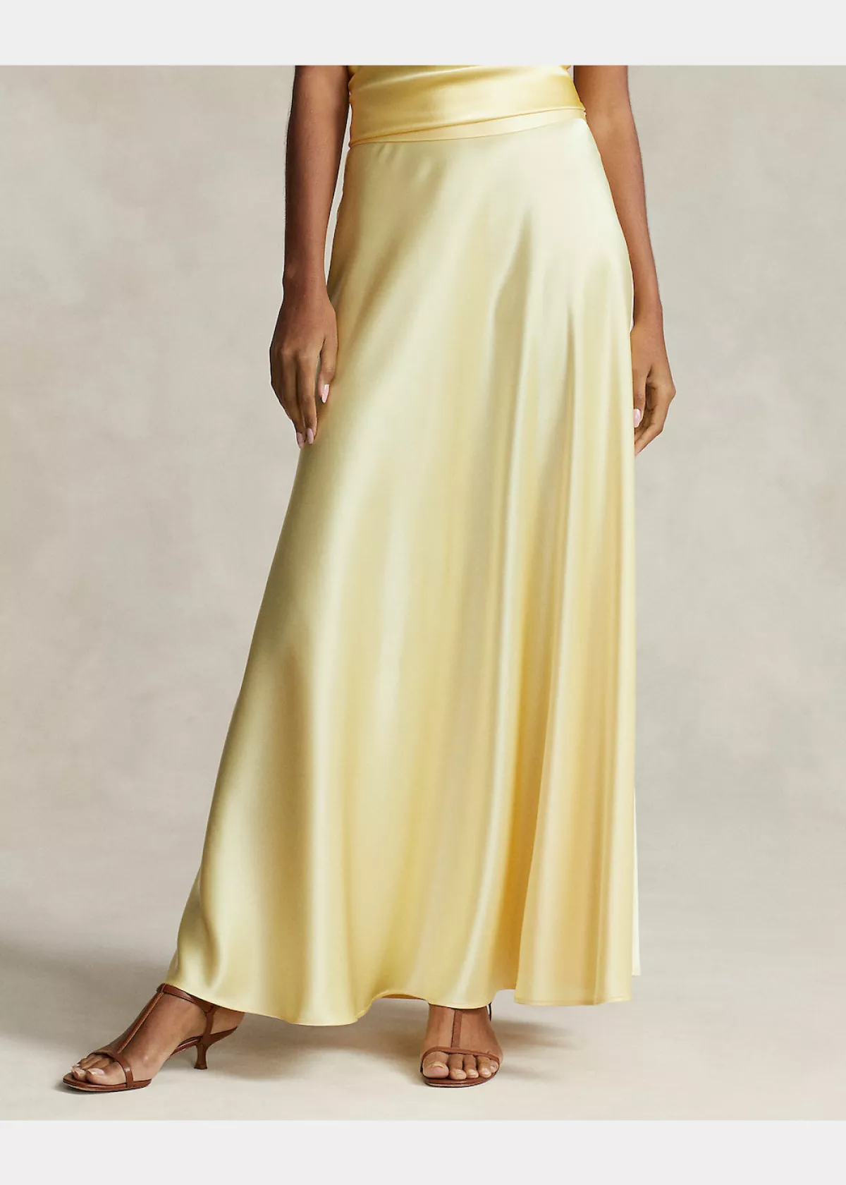 falda-satinada-amarilla.jpg