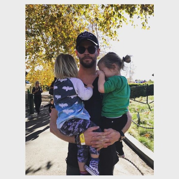 Chris y niños