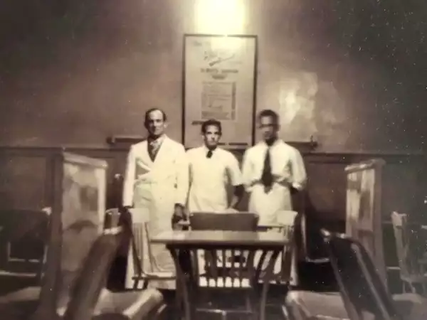 La familia Iriarte mantiene el control de El Moro desde la fundación de la churrería en 1933.