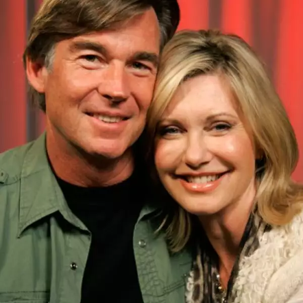 Olivia está grabando un nuevo material bajo la batuta del productor David Foster