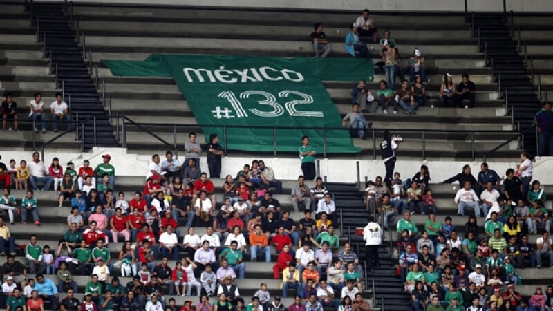 manta de yosoy132 en el azteca