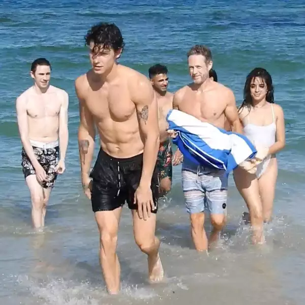 camila-shawn-playa.jpg