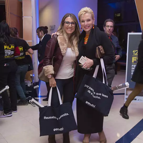 Doris Bessudo,Raquel Bessudo