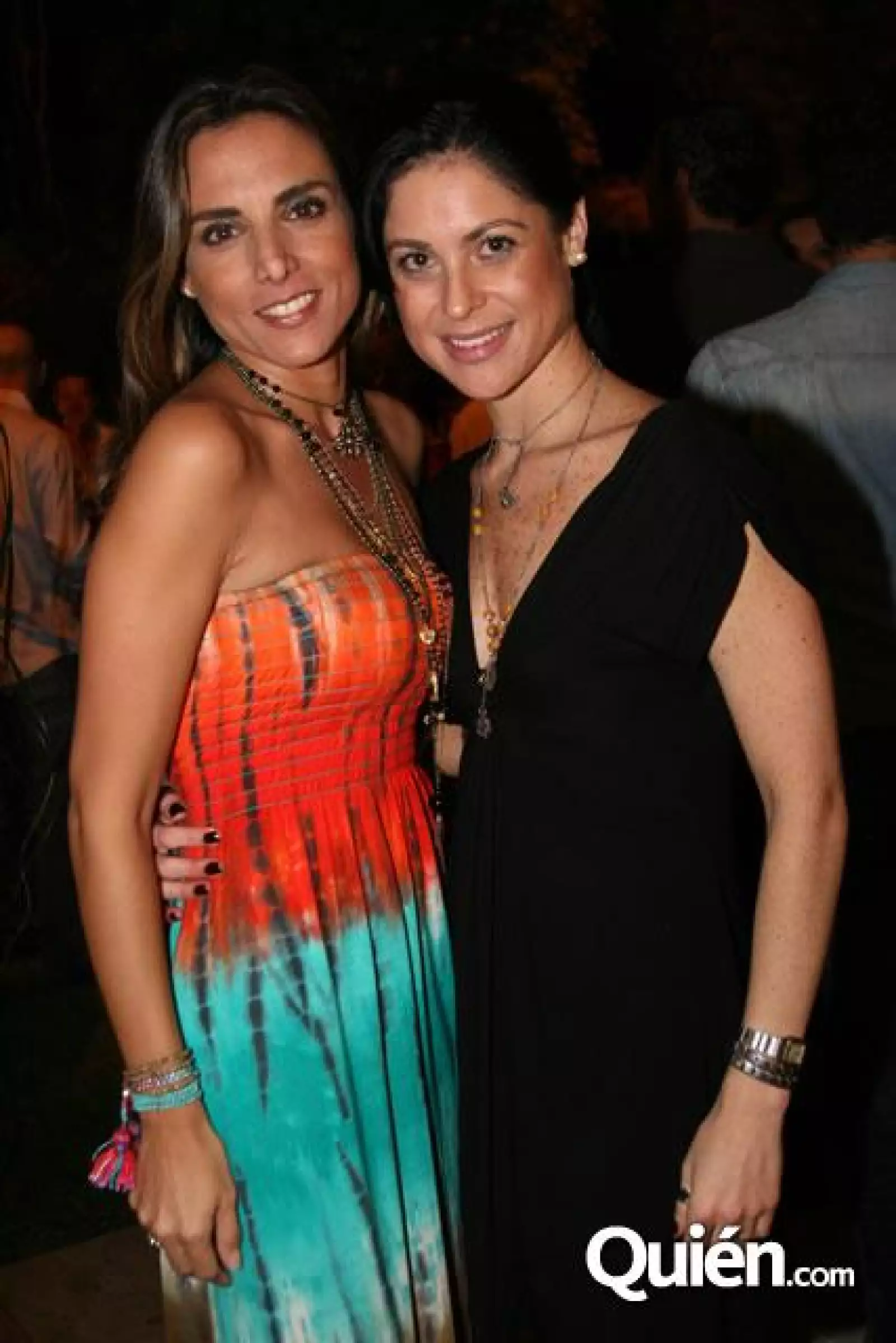 Fiesta de Fernando Lebrija por sus 2 diosas de plata