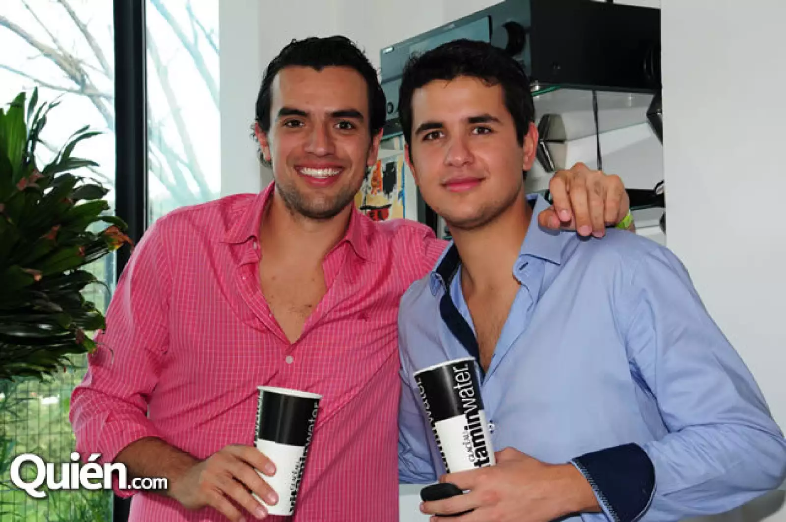 Lalo Guerrero,Alejandro Ron