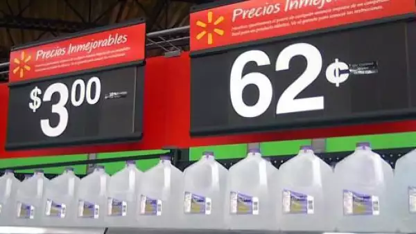 O al menos continúa con la campaña de reducción de precios que utiliza en México.