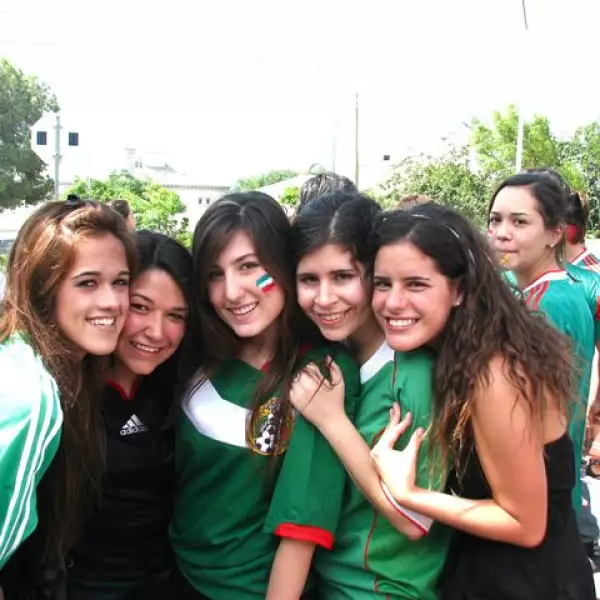 Fernanda Pérez-Caballero, Cristina Arredondo, Alejandra Rojas, Ivana Reyna, Stephy Álvarez