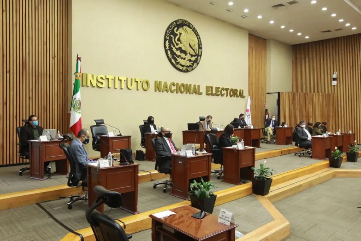 Recorte al presupuesto del INE