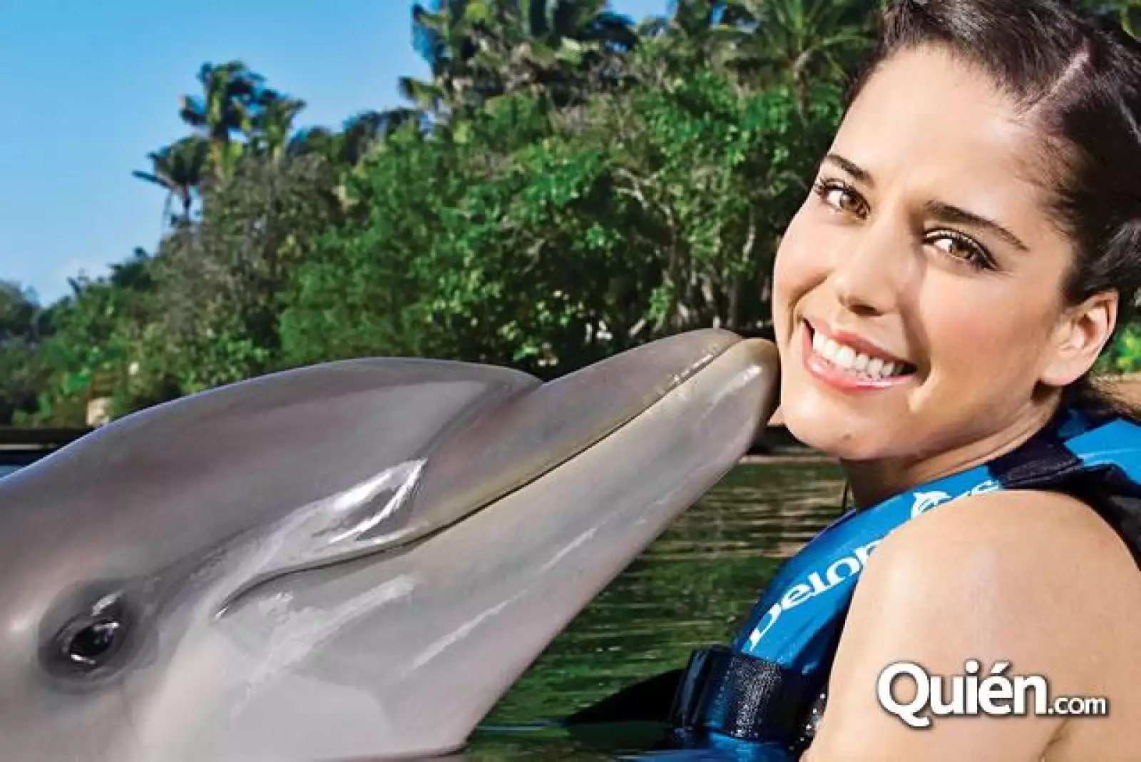 Ana Claudia Talancón rostro Delphinus