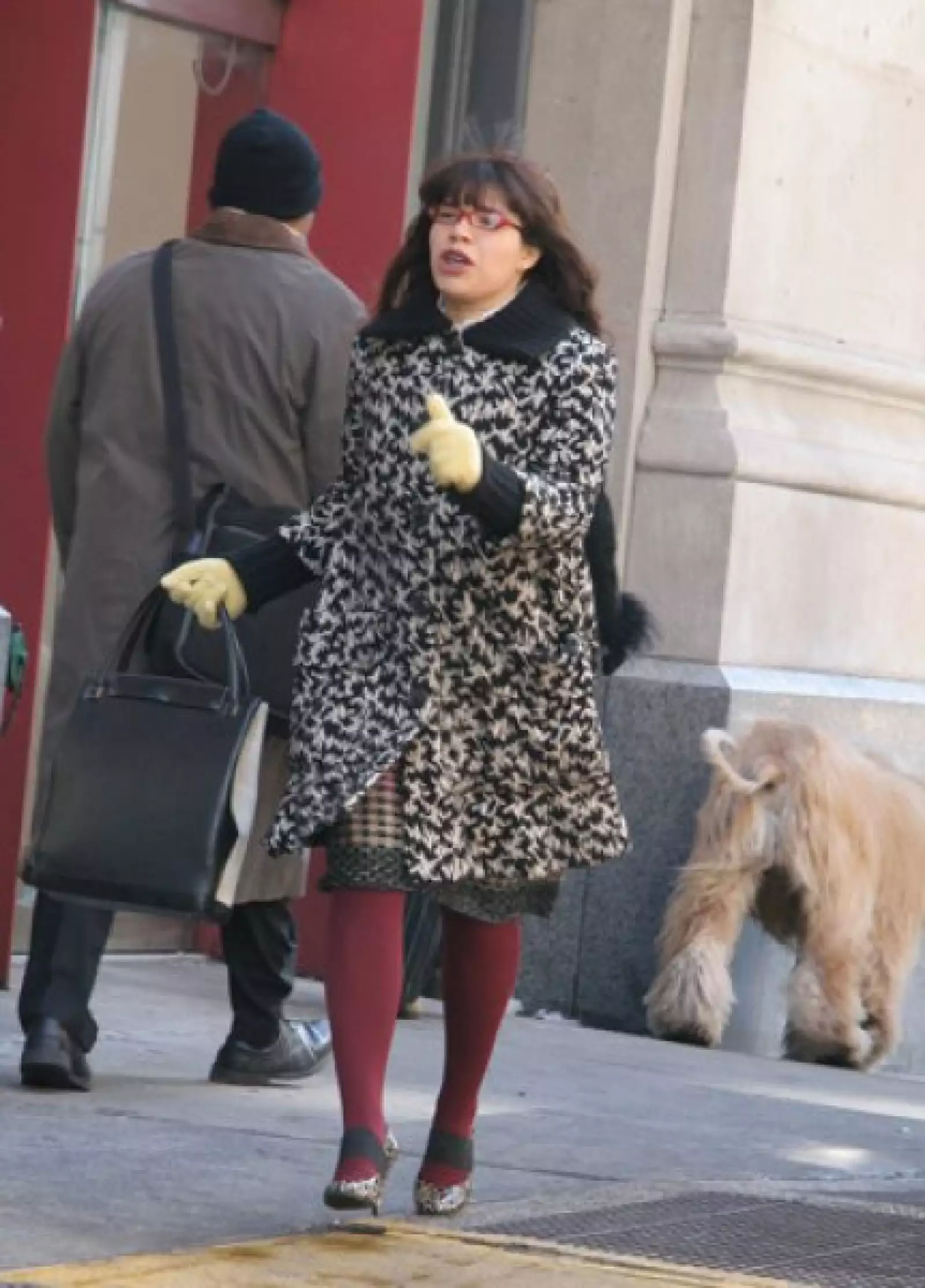 América Ferrera en el set de Ugly Betty en Manhattan, Nueva York.
