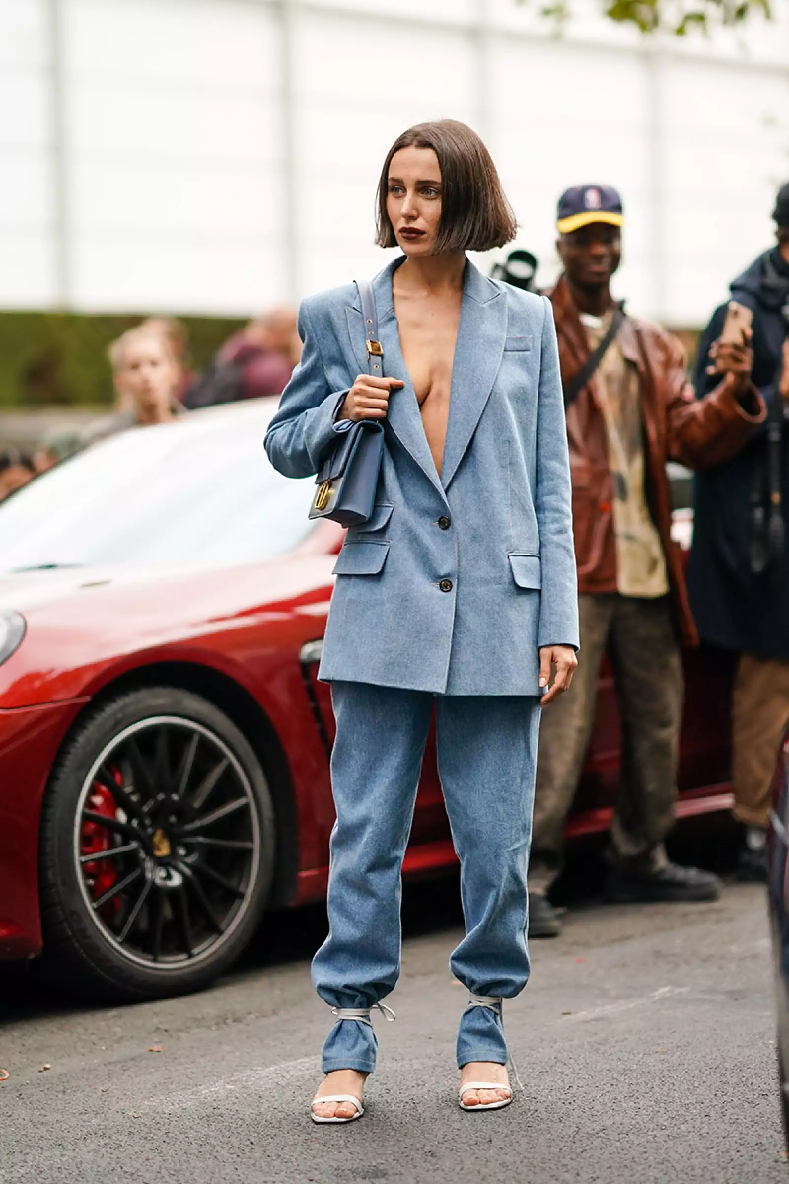 Street Style : Paris Fashion Week - Womenswear Spring Summer 2020 : Day Seven