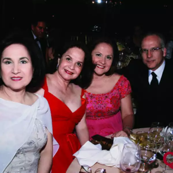 Josefina Mendoza de Morales, Marianela Mendoza Garza, Ana Cristina Mendoza de Camelo, Alejandro Camelo Schwarz