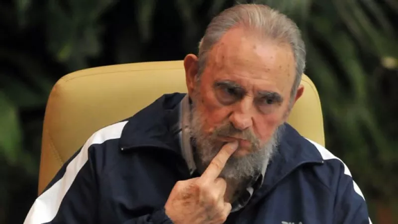 fidel castro durante el VI congreso del Partido Comunista de Cuba
