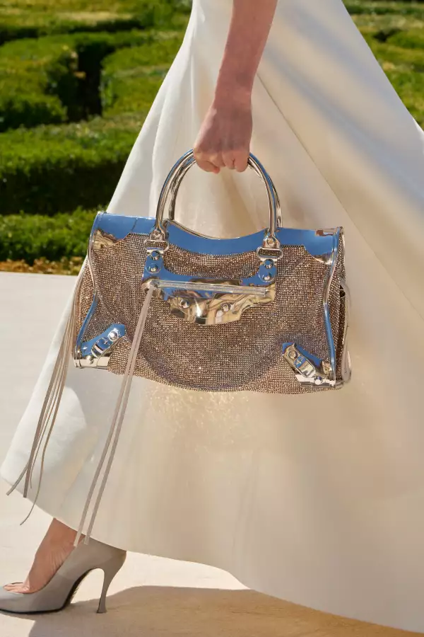 Balenciaga HC clp F26 076.jpg