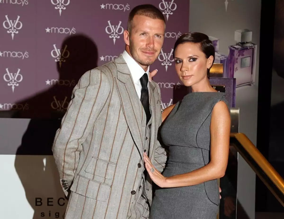 Victoria, la mujer que ha estado a su lado por más de 16 años.