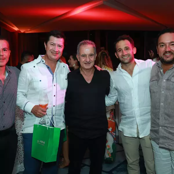  Enrique Hernández, Salomón y Alfonso Helfon con Eduardo Guerr