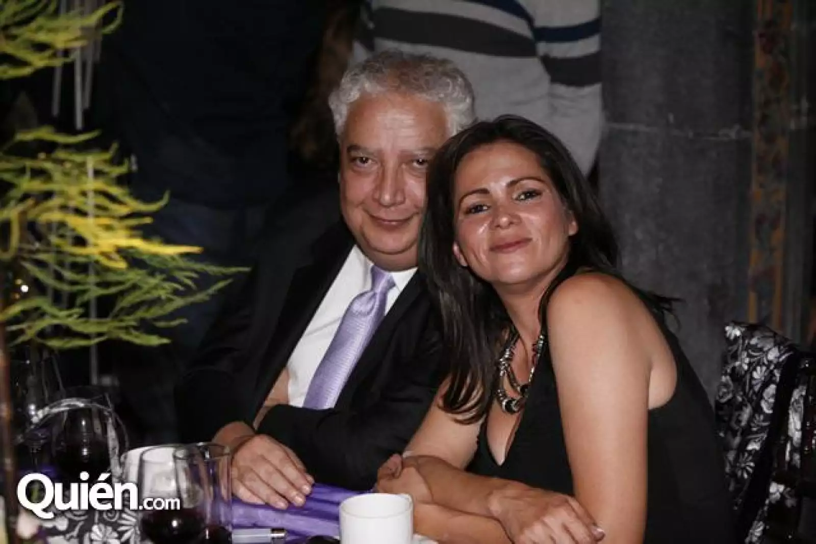 Luis Angel Casas Arellano,Mercedes Rodríguez