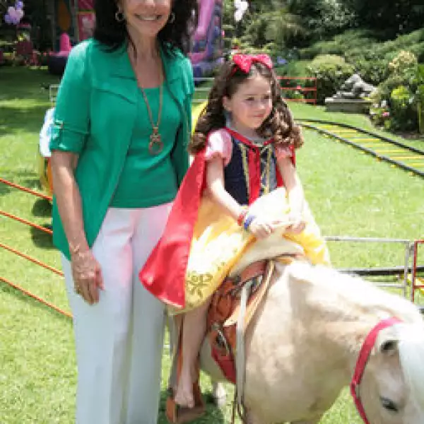 Guillermina Tort, Mariana Peralta