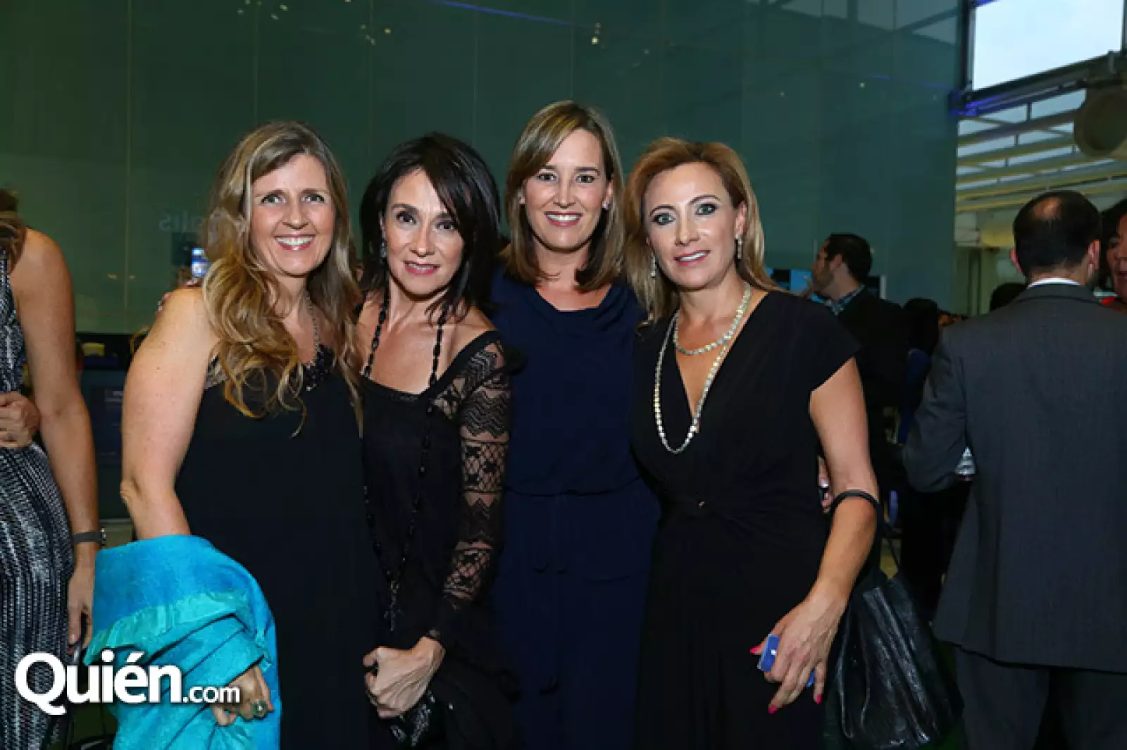Cecilia Hubard, Inés Robleda, Lourdes Duclaud y Verónica González