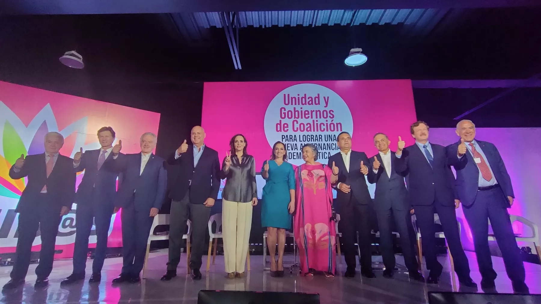 Unidos presenta acuerdo entre aspirantes de la oposición