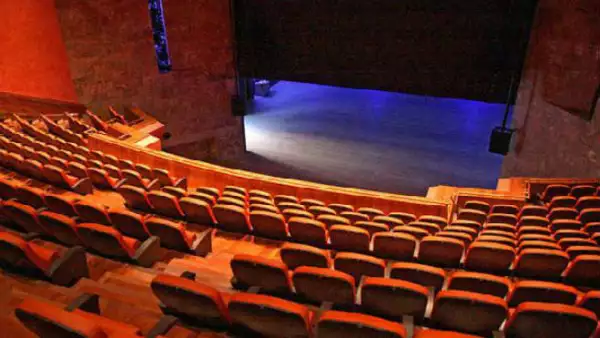 Teatro Julio Jim�nez Rueda 