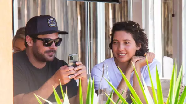 Zac Efron y Vanessa Valladares