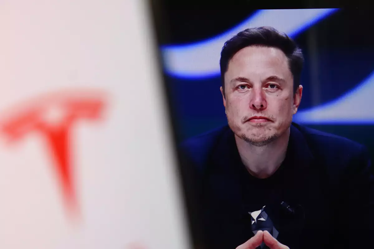 Elon,Musk,Is,The,Ceo,Of,Tesla,And,Spacex,,Founder