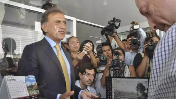 Miguel Ángel Yunes quiere cero deudas.
