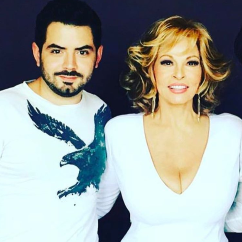José Eduardo Derbez, Rachel Welch, Eugenio Derbez