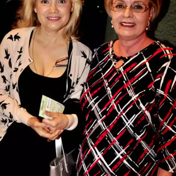 Laura Huerta de Fernández y Alma Melo de Alba