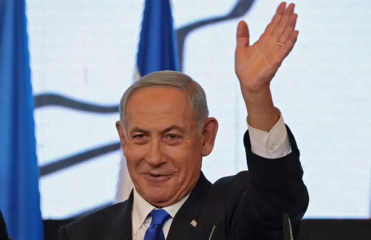 Benjamín Netanyahu, exprimer ministro de Israel, se dirige a sus seguidores 