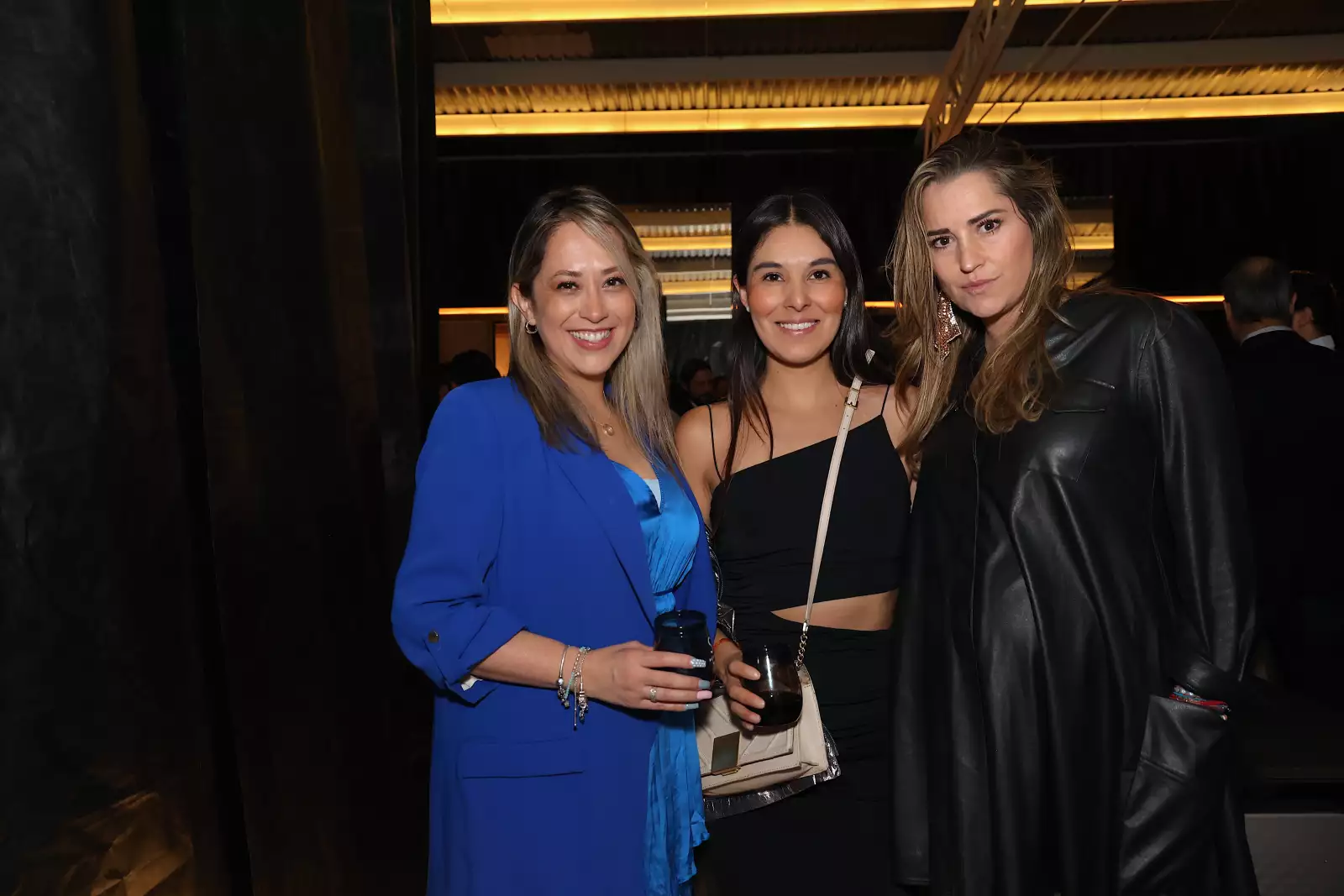 Zarai Jiménez  , Lorena García e Isabel Arechederra 