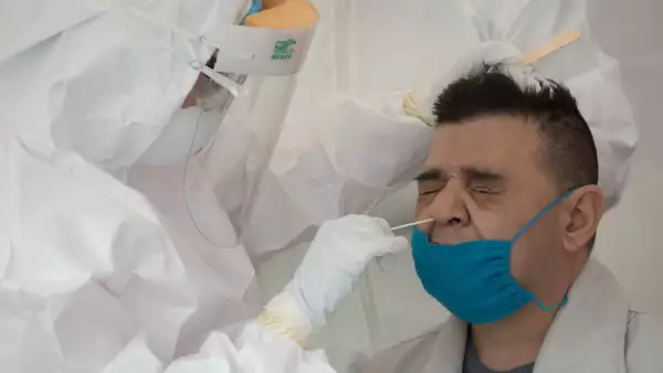 aplicación de prueba pcr de COVID