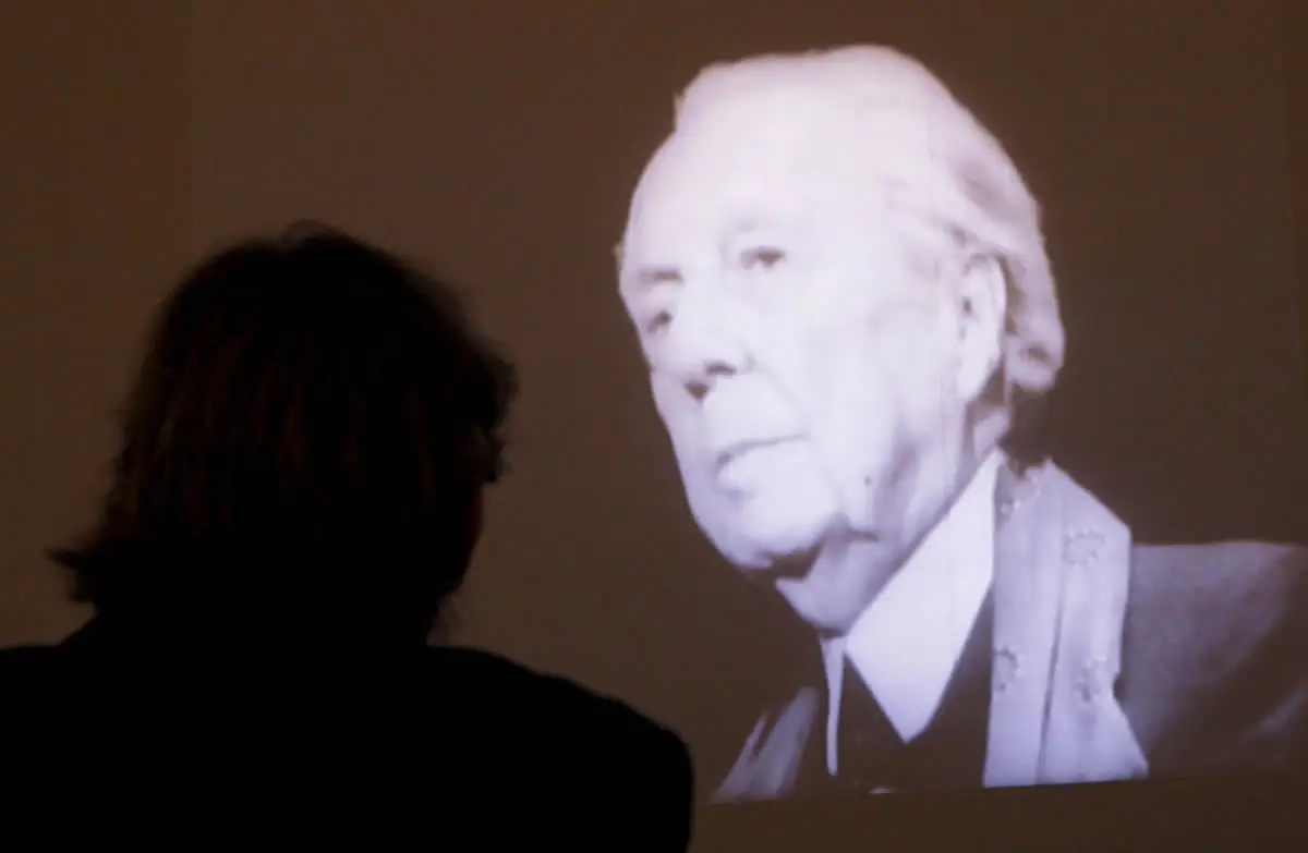 Frank Lloyd Wright