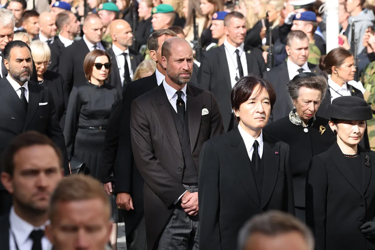 Ciudadanos y figuras políticas en el funeral del Rey Harald V.
