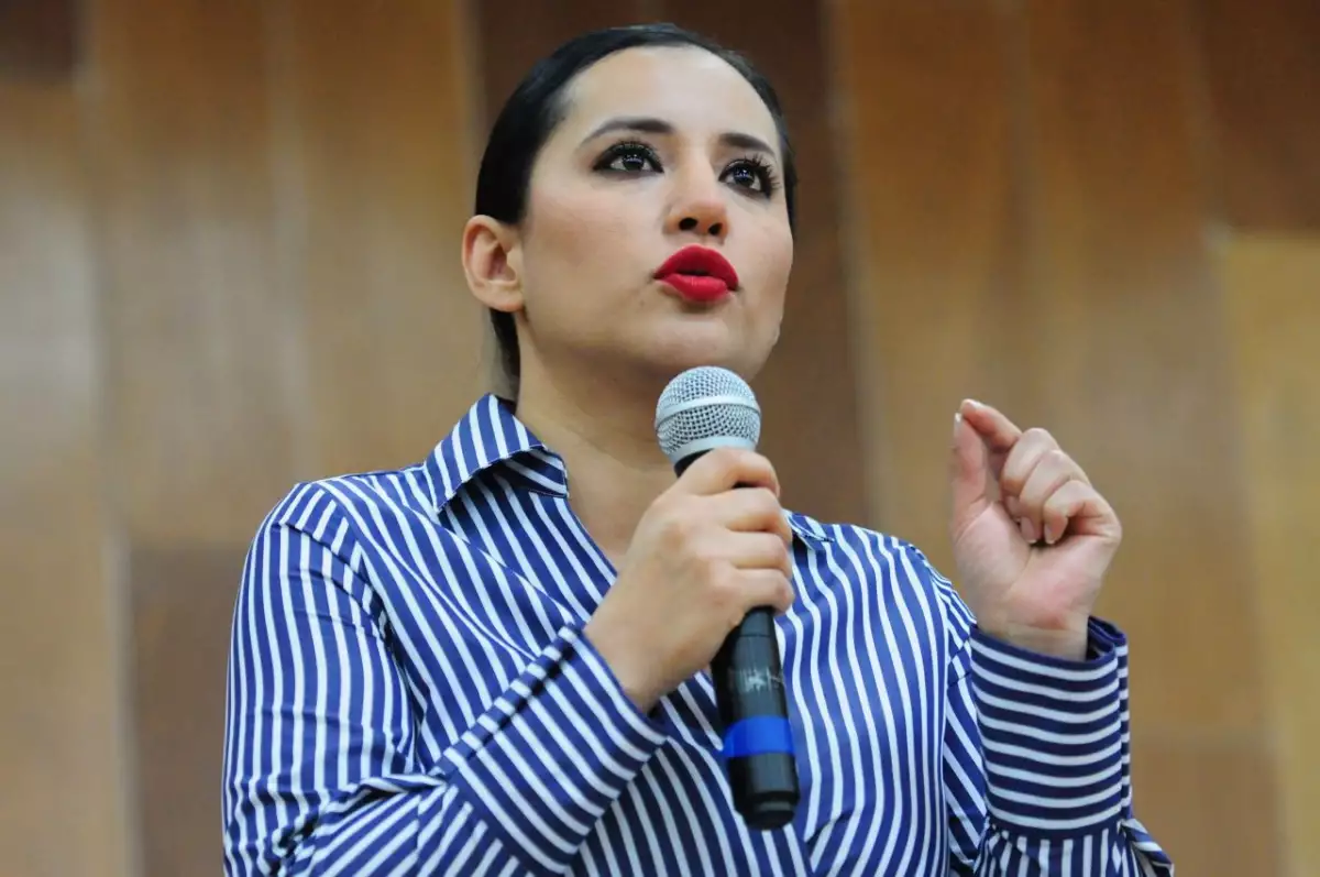 sandra-cuevas-cuauhtemoc