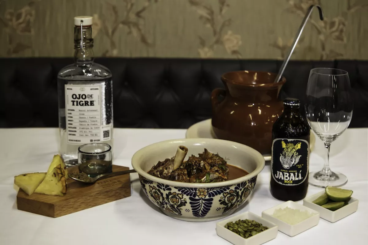 Life and Style Huaxmole_02.jpg